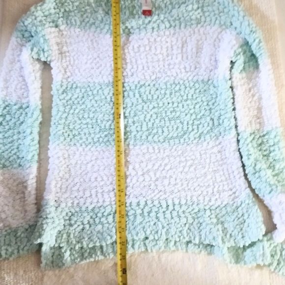 No Boundaries Women's Mint Stripe Knit Sweater Size Medium - Picture 3 of 7